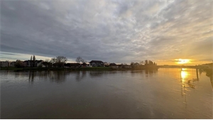 t5 à la vente -   71100  CHALON SUR SAONE, surface 184 m2 vente t5 - UBI451722863